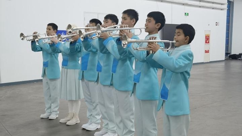 聽(tīng)，他們在“鳥(niǎo)巢”奏響國際殘奧委會(huì )會(huì )歌