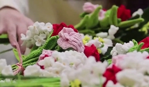 永不凋謝的冬奧禮物，幕后高手竟是這位上海退休阿姨