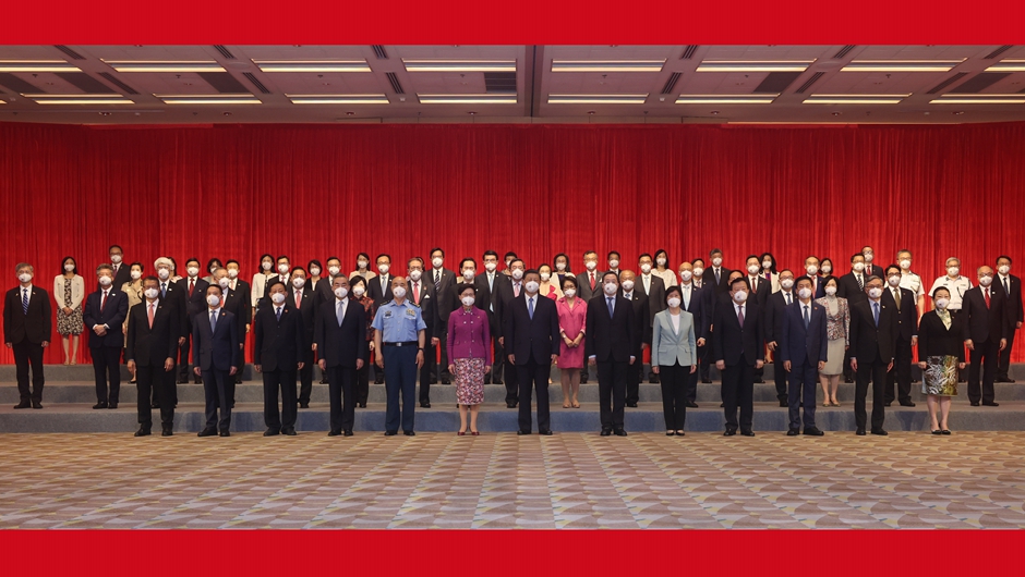 習近平會(huì )見(jiàn)香港特別行政區行政、立法、司法機關(guān)負責人