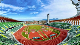 為什么田徑世錦賽會(huì )在一個(gè)大學(xué)田徑場(chǎng)里舉行？