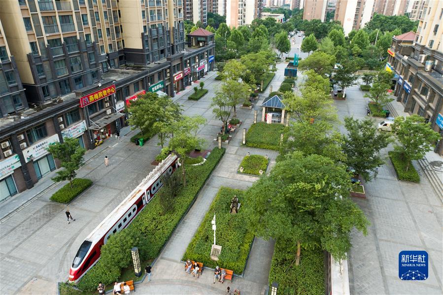 (新華全媒頭條·奮進(jìn)新征程 建功新時(shí)代·非凡十年·圖文互動(dòng))(1)湖北:奮力譜寫(xiě)高質(zhì)量發(fā)展新篇章