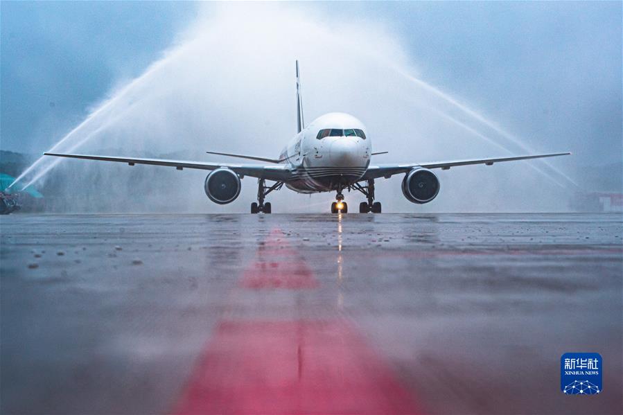 (新華全媒頭條·奮進(jìn)新征程 建功新時(shí)代·非凡十年·圖文互動(dòng))(2)湖北:奮力譜寫(xiě)高質(zhì)量發(fā)展新篇章