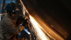 戰疫情保生產(chǎn) 企業(yè)按下生產(chǎn)“快進(jìn)鍵”