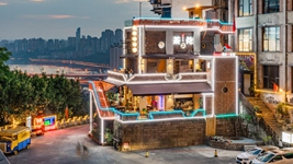 打卡工業(yè)遺存丨老廠(chǎng)區變身創(chuàng  )業(yè)基地，這里“正青春”