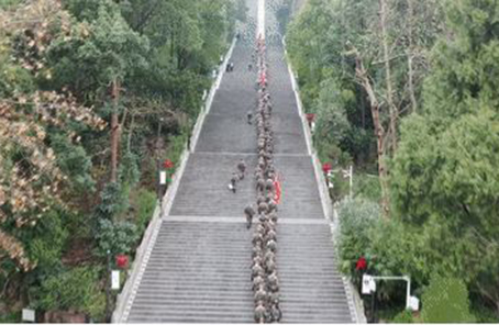 陸軍軍醫大學(xué)開(kāi)展“重走紅軍長(cháng)征路”活動(dòng)