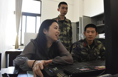 軍嫂鄭如:雖苦不怕，是我對愛(ài)的承諾