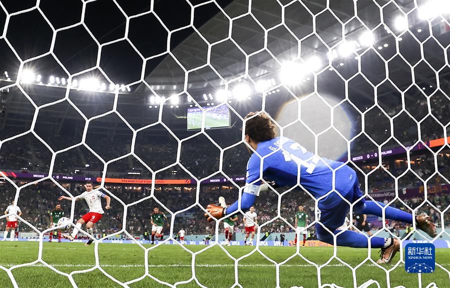 （卡塔爾世界杯）足球——C組：墨西哥戰平波蘭