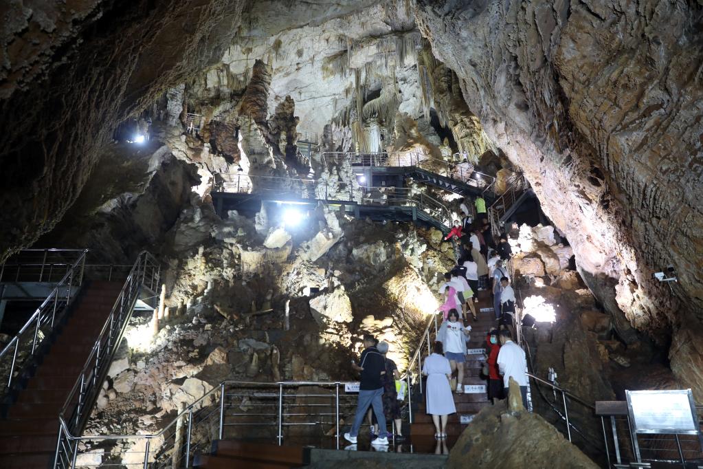 河北興?。喝芏雌嬗^(guān)