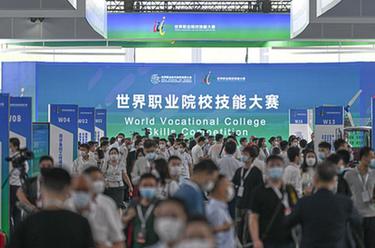 新華全媒+|能工巧匠展絕活——世界職業(yè)院校技能大賽見(jiàn)聞