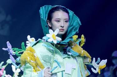 中國時(shí)裝設計新人獎在京舉行