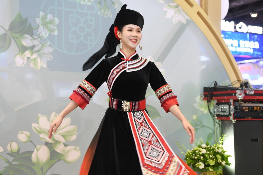 東博會(huì )上風(fēng)情濃