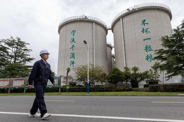 新華全媒+丨探訪(fǎng)中央儲備糧上海直屬庫