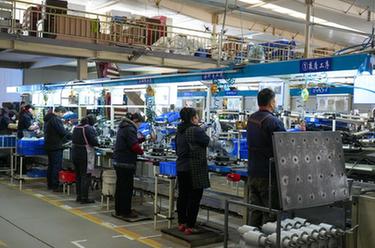 山東文登：外貿企業(yè)新春生產(chǎn)忙