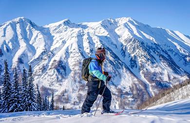 新華全媒+丨體育地理 | 在阿勒泰，追尋人類(lèi)滑雪最初的夢(mèng)想