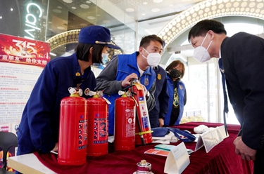 上海:消防產(chǎn)品辨真偽 筑牢安全“防火墻”