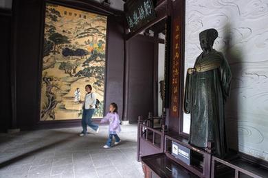 湖北襄陽(yáng):三國文化引游人