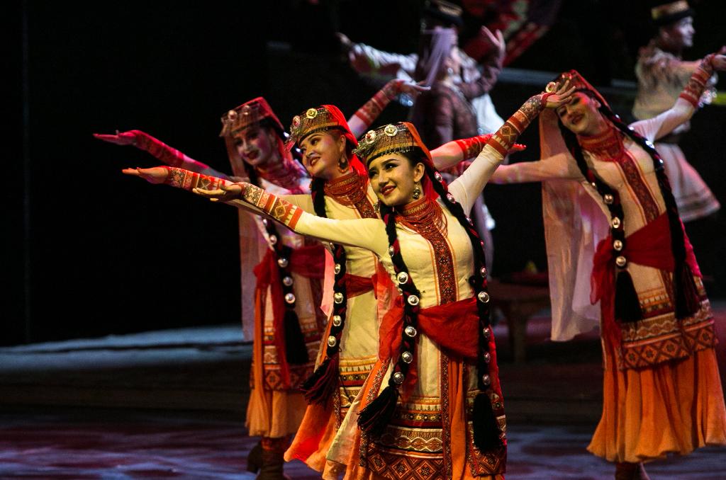 音樂(lè )劇《拉齊尼·巴依卡》在京上演