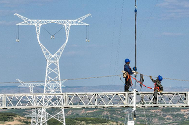 內蒙古:加快特高壓建設 助力夏季能源供應