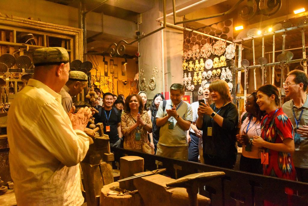 新疆值得向全世界推薦——駐華外交官“發(fā)現中國之美”新疆行活動(dòng)紀實(shí)