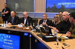 以總理宣布進(jìn)入“戰爭狀態(tài)”