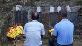 當年你守護我們，如今我們守護你……