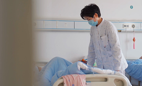 李楠楠：換位思考，把老人當成自己的親人一樣去照顧