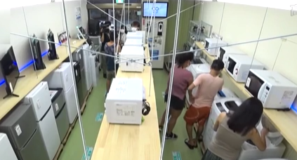 人氣！24小時(shí)營(yíng)業(yè) 東京無(wú)人家電商場(chǎng)受追捧