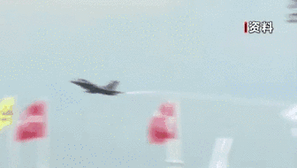 法國總統訪(fǎng)問(wèn)阿聯(lián)酋：80架“陣風(fēng)”戰機 法簽武器出口最大訂單